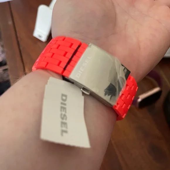 NIB Diesel Fluorescent Pink/Orange Unisex Watch DZ1526 - Picture 6 of 8